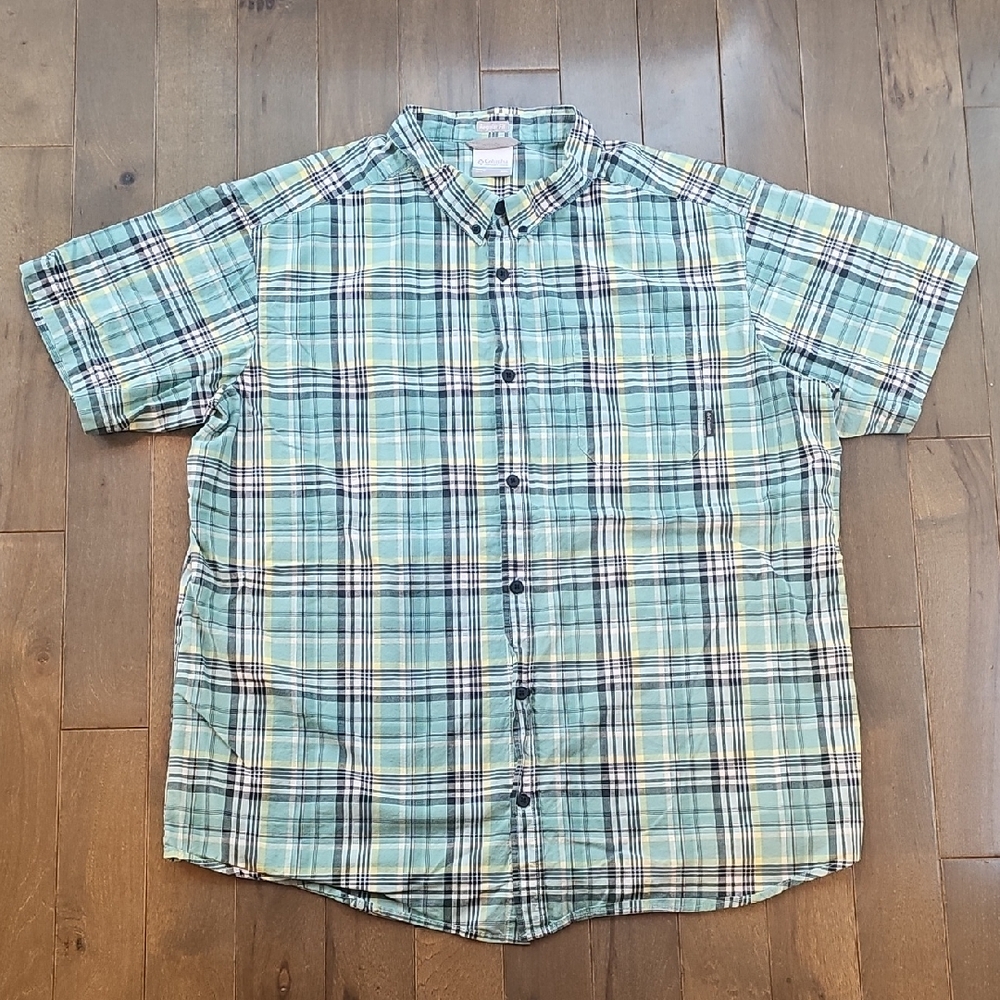 LAST CALL- Columbia Men's Teal Plaid Short Sleeve Button Shirt, Regular Fit XXL